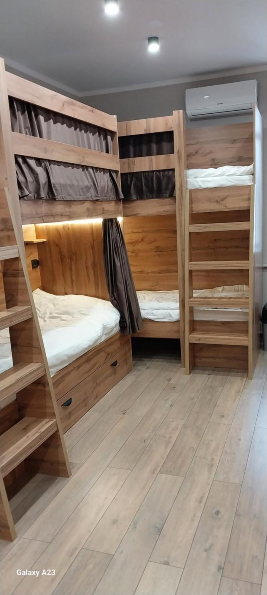 Cozy Hostel Bisjkek Buitenkant foto