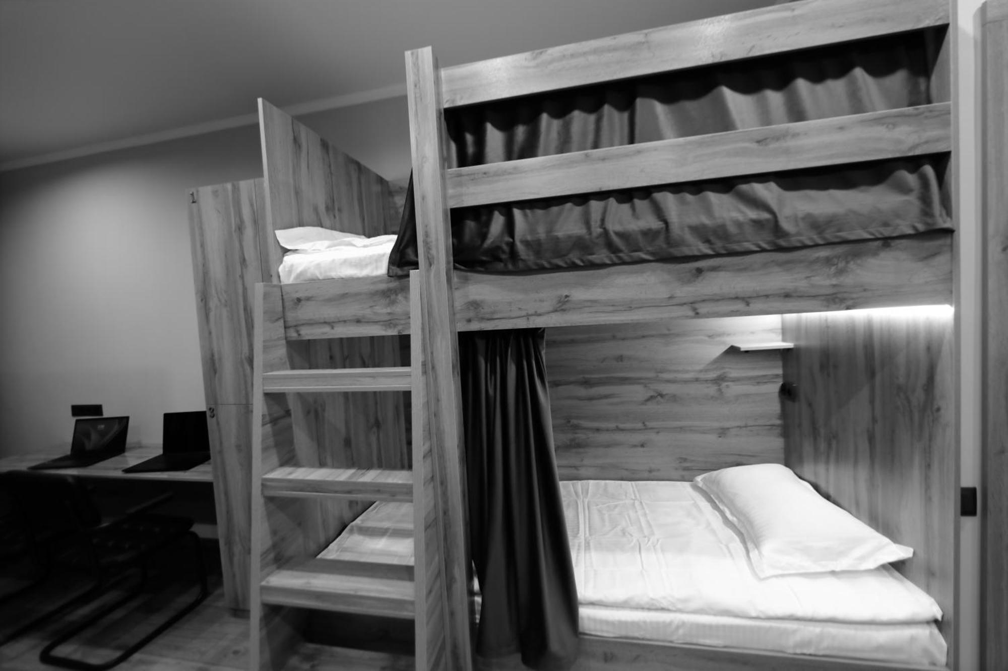 Cozy Hostel Bisjkek Buitenkant foto